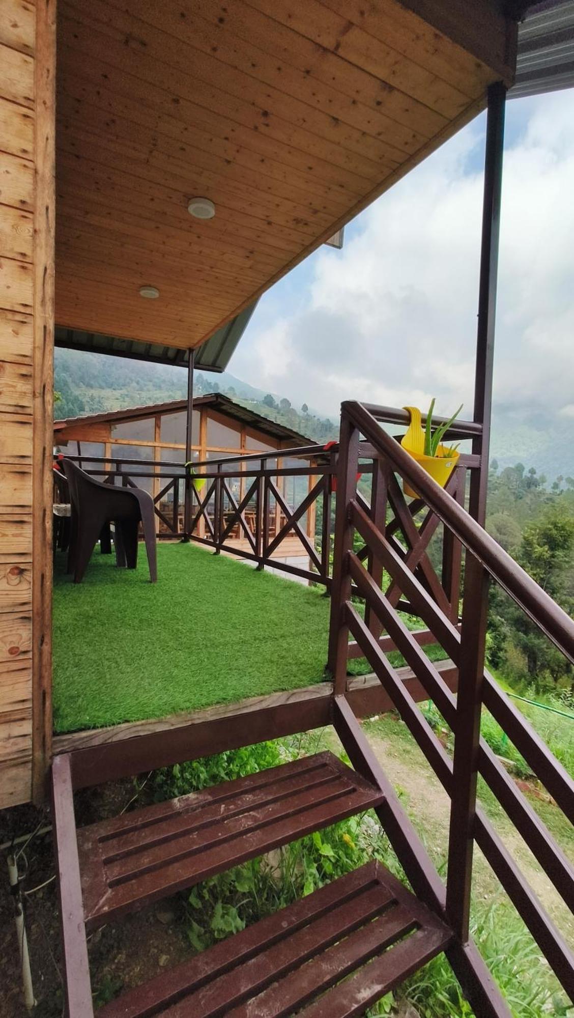 The Sunbird Retreat Resort 나이니탈 외부 사진