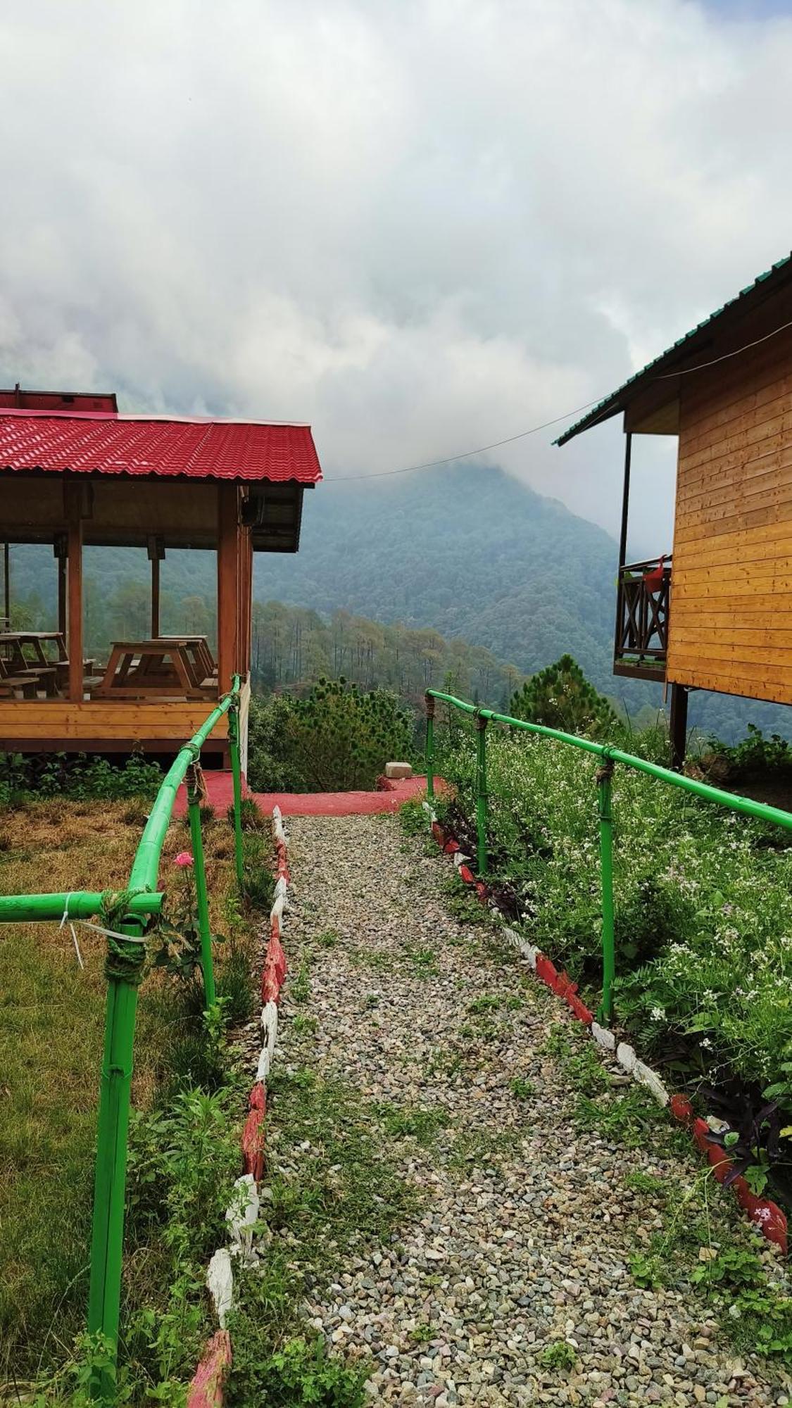 The Sunbird Retreat Resort 나이니탈 외부 사진